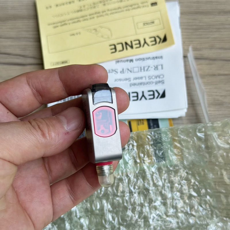 LR-ZH500CN Brand New Original  - Industrial Laser Brands 评论和价格
